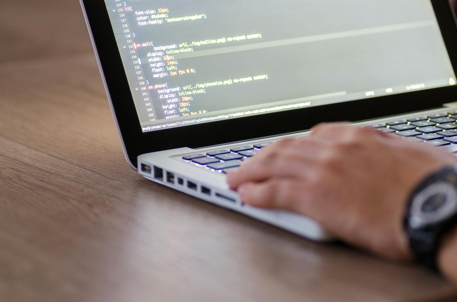 Foto de Aumentan en 50 % los paquetes maliciosos en software de código abierto